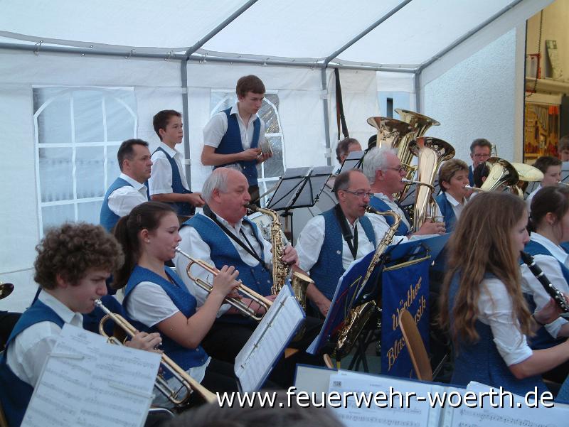 2012.04.30 Maibaumaufstellung 029.JPG